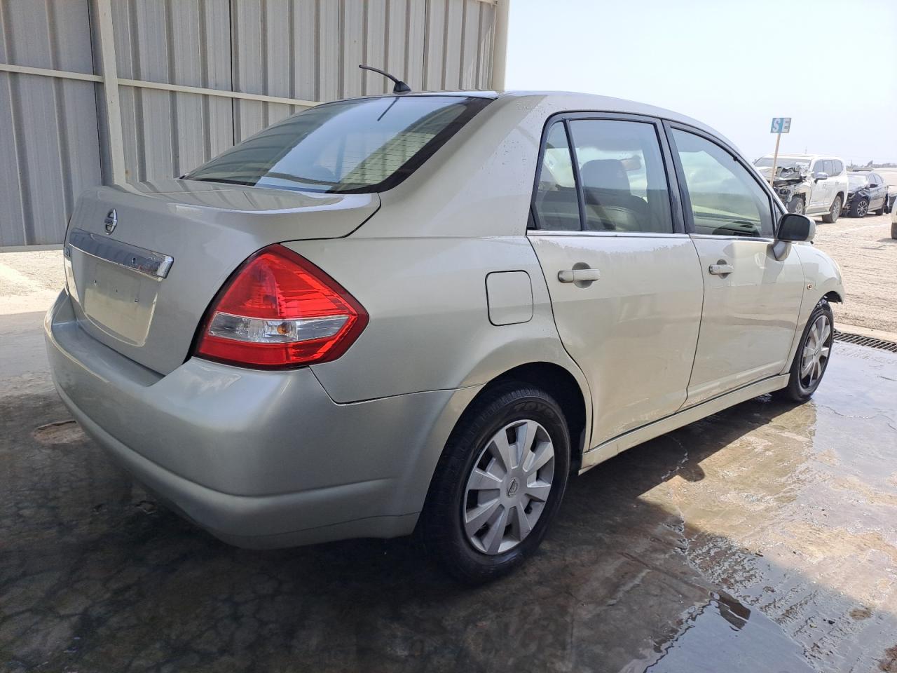 JN1CC11C18T008737 - 2006 Nissan Tiida - #57003175