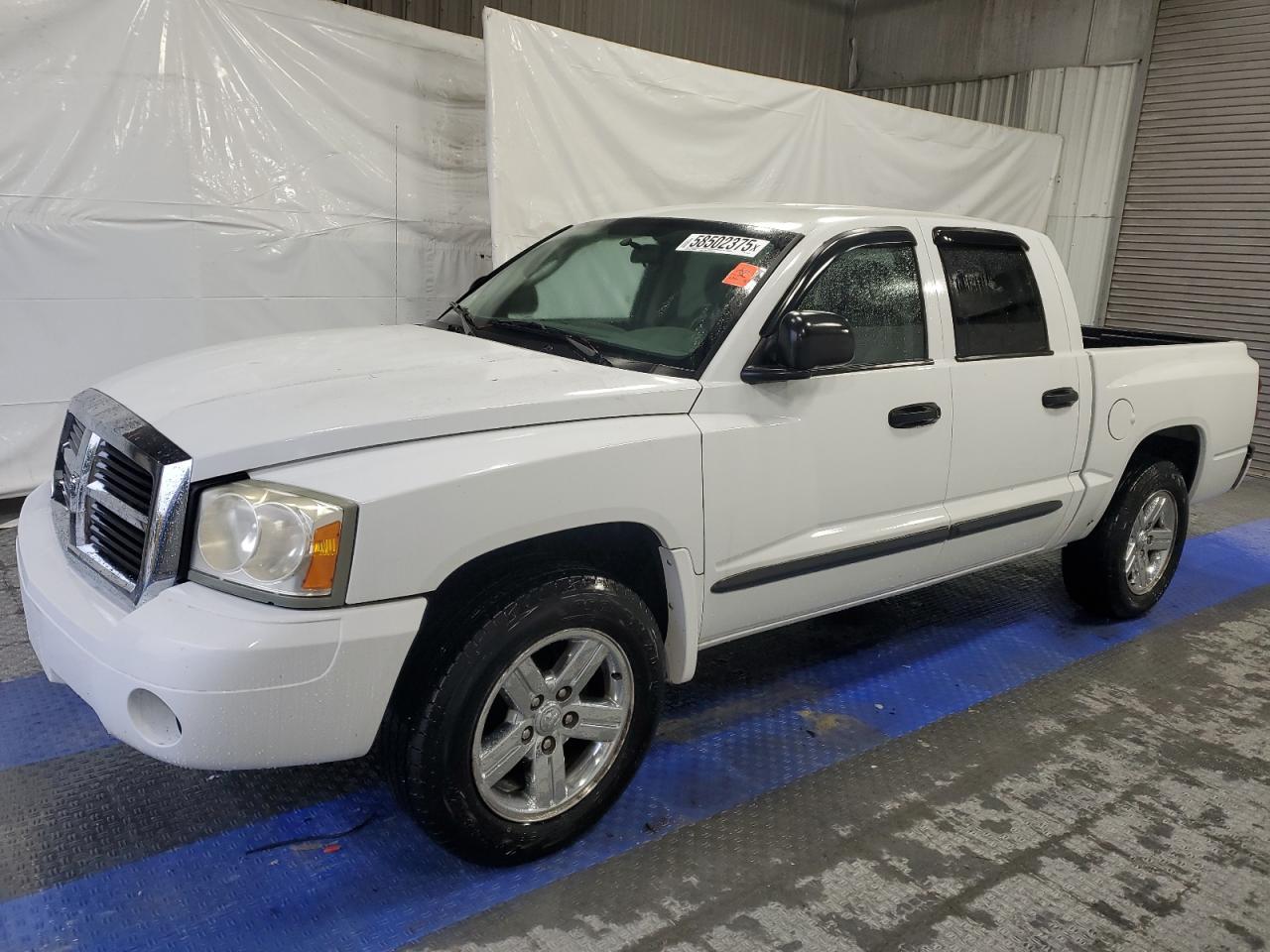 2007 Dodge Dakota Quad Slt for Sale in Dunn, NC - Front End
