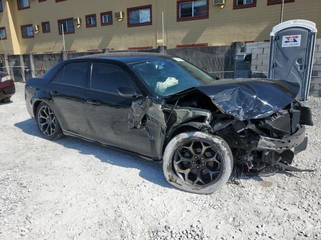  CHRYSLER 300 2018 Черный