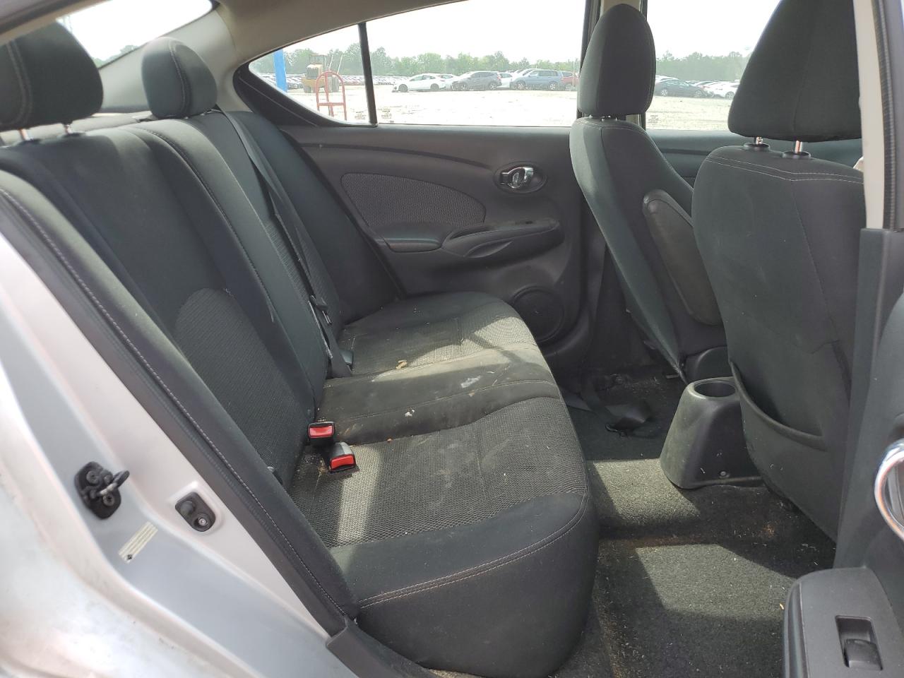 2016 Nissan Versa S VIN: 3N1CN7AP3GL893817 Lot: 57422935