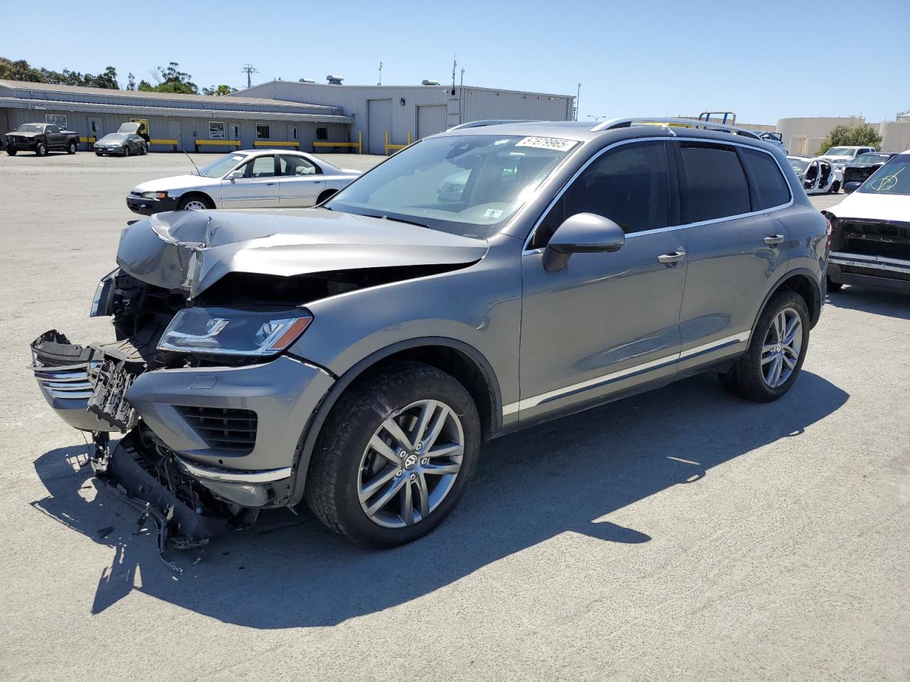 2016 Volkswagen Touareg Tdi for Sale in Martinez, CA - Front End