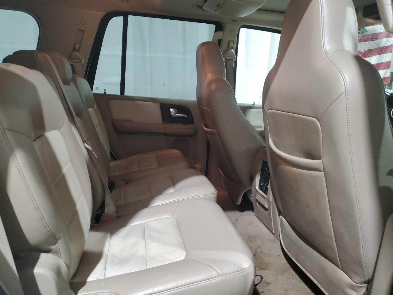 2005 Ford Expedition Eddie Bauer VIN: 1FMFU18515LA36303 Lot: 58073205