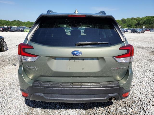 SUBARU FORESTER 2021 Зеленый