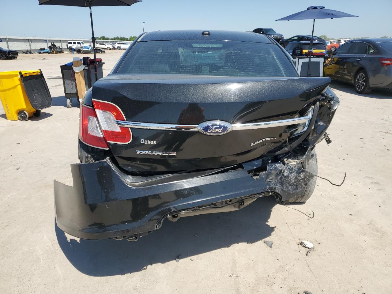 2011 Ford Taurus Limited VIN: 1FAHP2FW4BG107266 Lot: 56921495