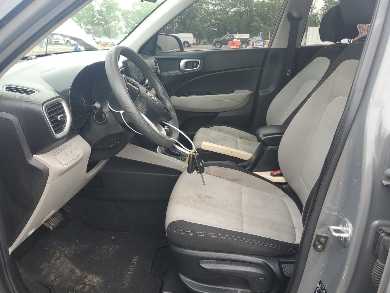 2020 Hyundai Venue Sel VIN: KMHRC8A34LU045716 Lot: 58921175