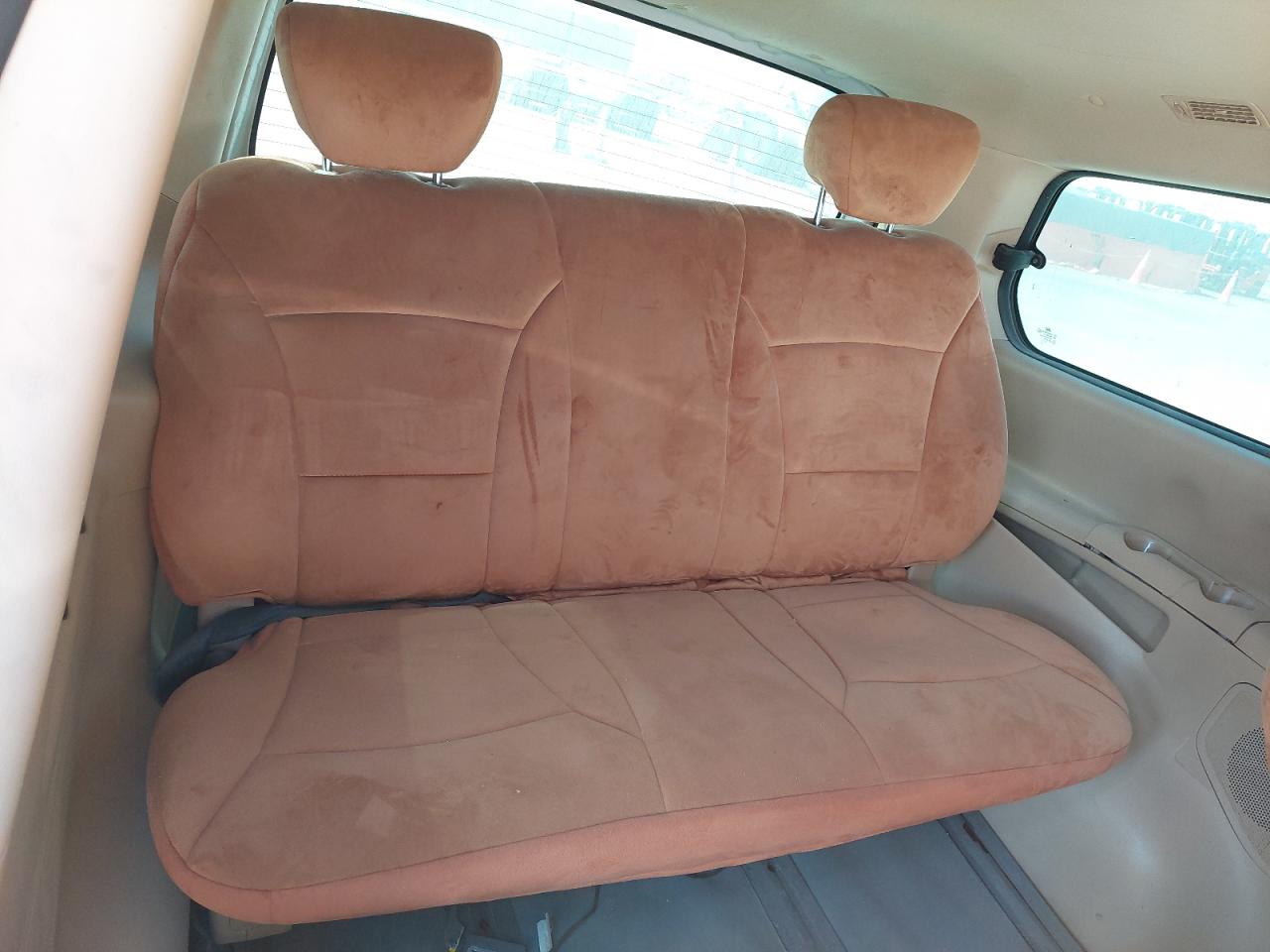 KMJWA37R0HU891015 - 2017 Hyundai H1 - #undefined