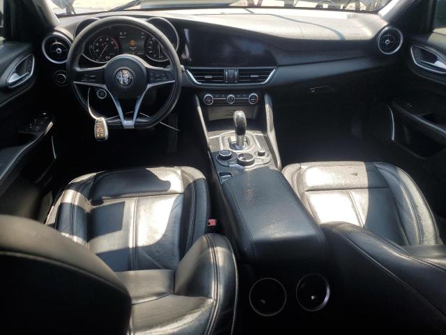  ALFA ROMEO GIULIA 2018 Чорний