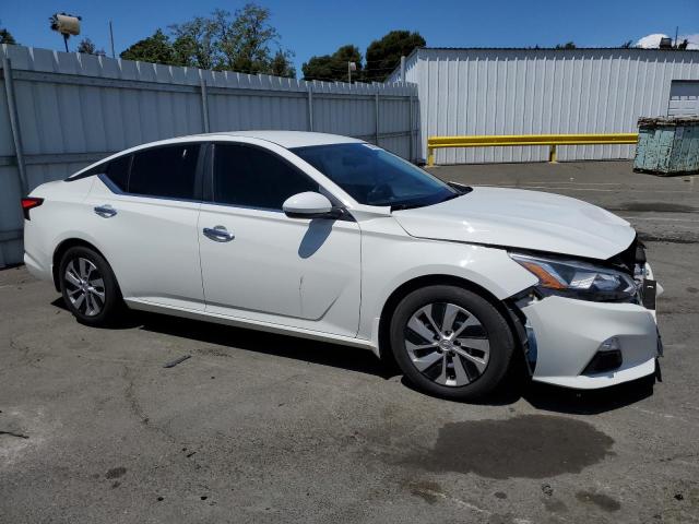  NISSAN ALTIMA 2019 Белый
