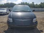 2005 Chrysler Town & Country Limited zu verkaufen in Memphis, TN - Side