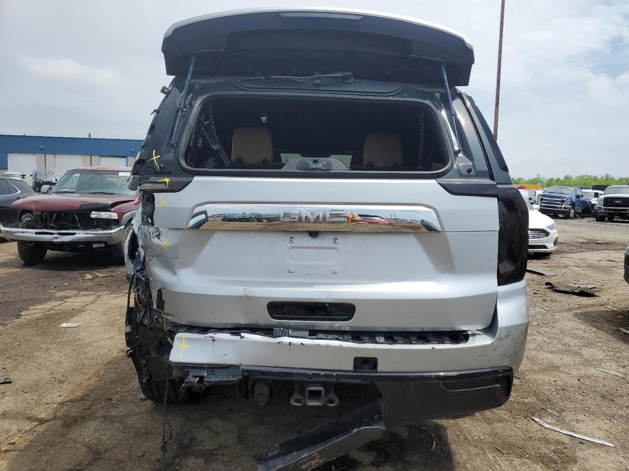 2022 GMC Yukon Xl K1500 Sle VIN: 1GKS2FKD6NR206937 Lot: 55625435