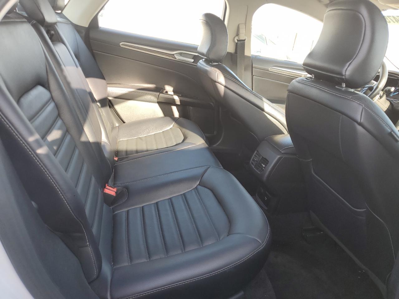 2018 Ford Fusion Se Hybrid VIN: 3FA6P0LUXJR278643 Lot: 54025475