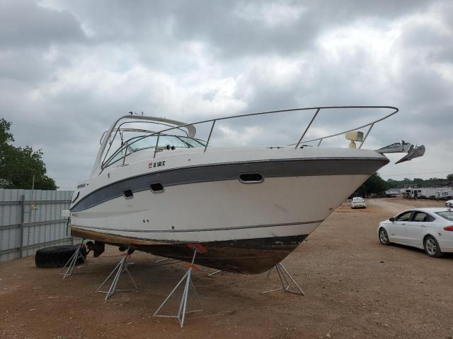 2000 Four Winns Boat