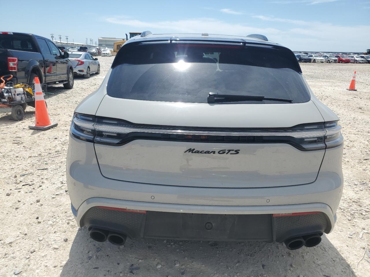 2022 Porsche Macan Gts VIN: WP1AF2A56NLB31575 Lot: 55952395