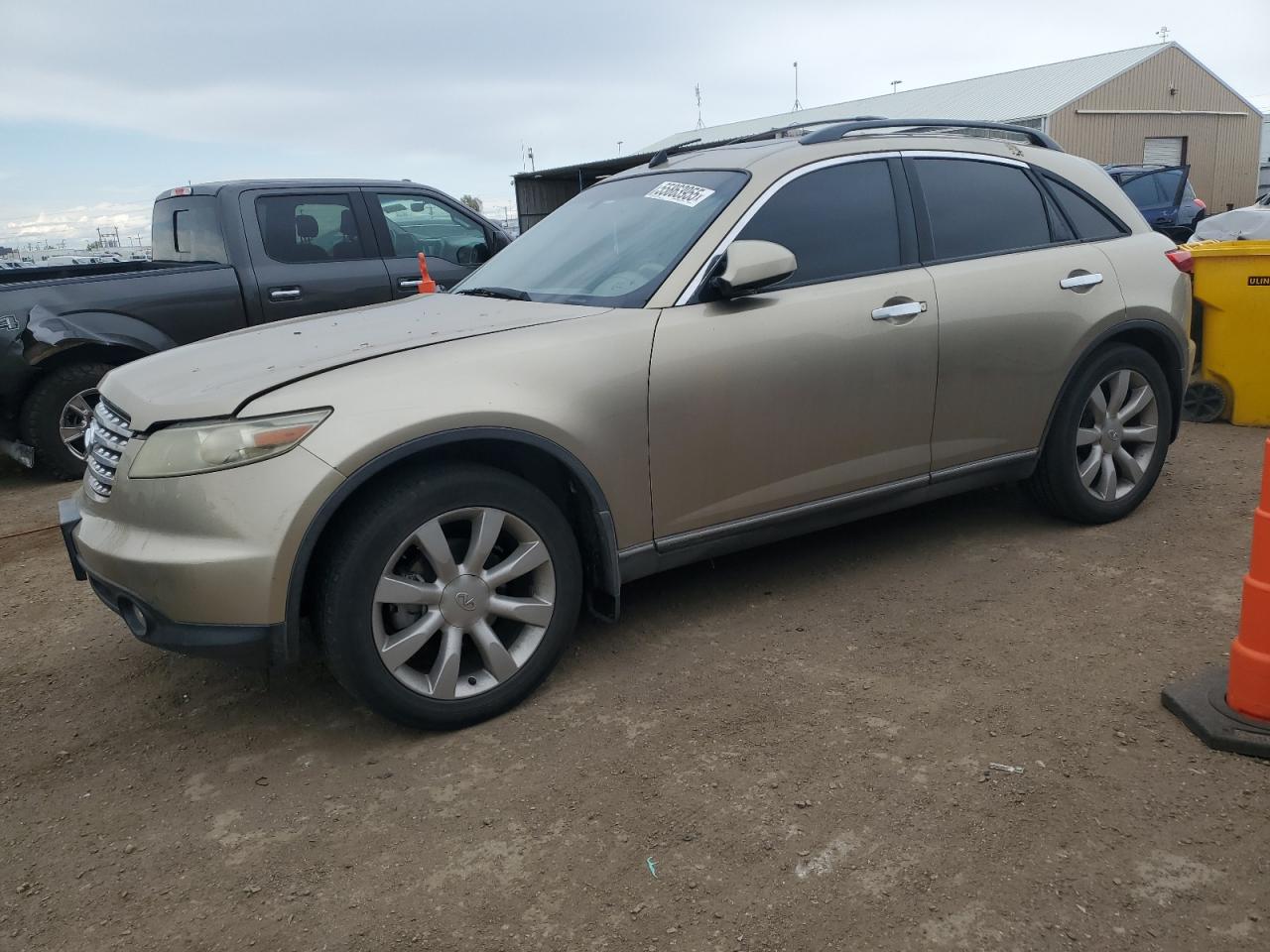 2003 Infiniti Fx45 na sprzedaż w Brighton, CO - Minor Dent/Scratches