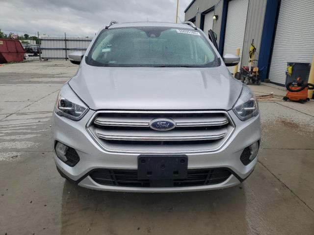  FORD ESCAPE 2018 Серебристый