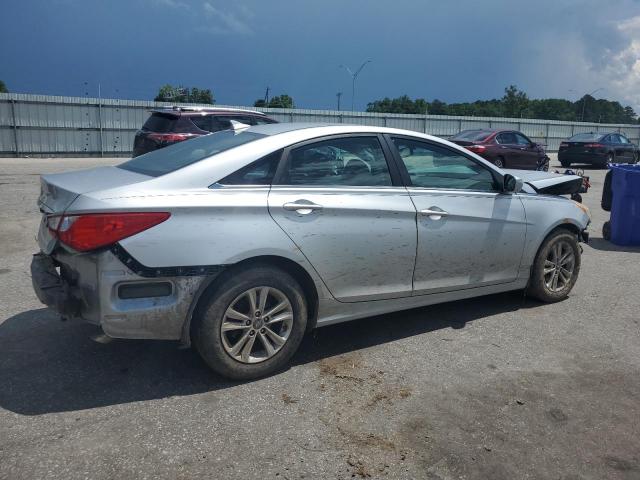  HYUNDAI SONATA 2013 Серебристый