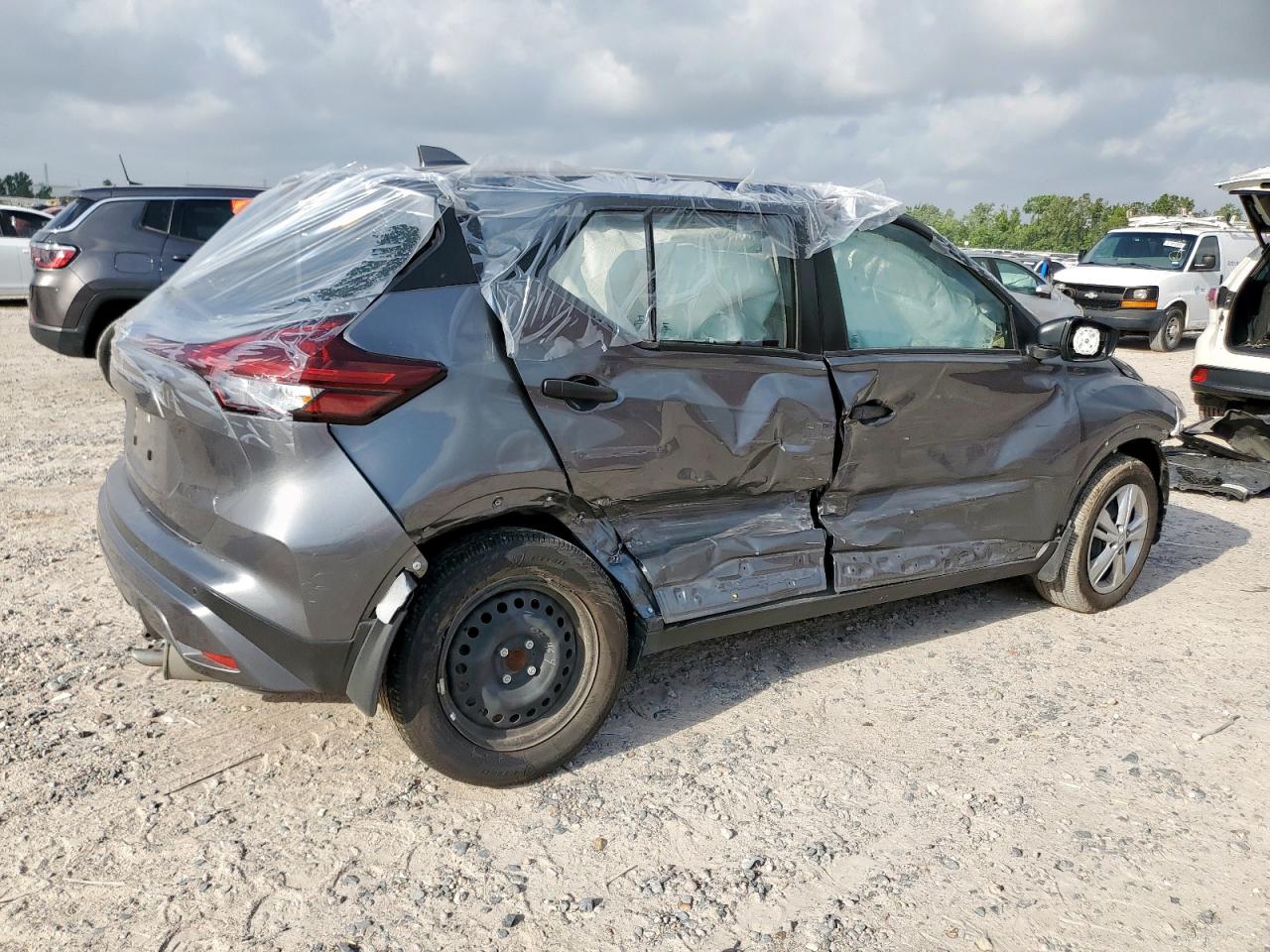 3N1CP5BVXRL556995 NISSAN KICKS 2024