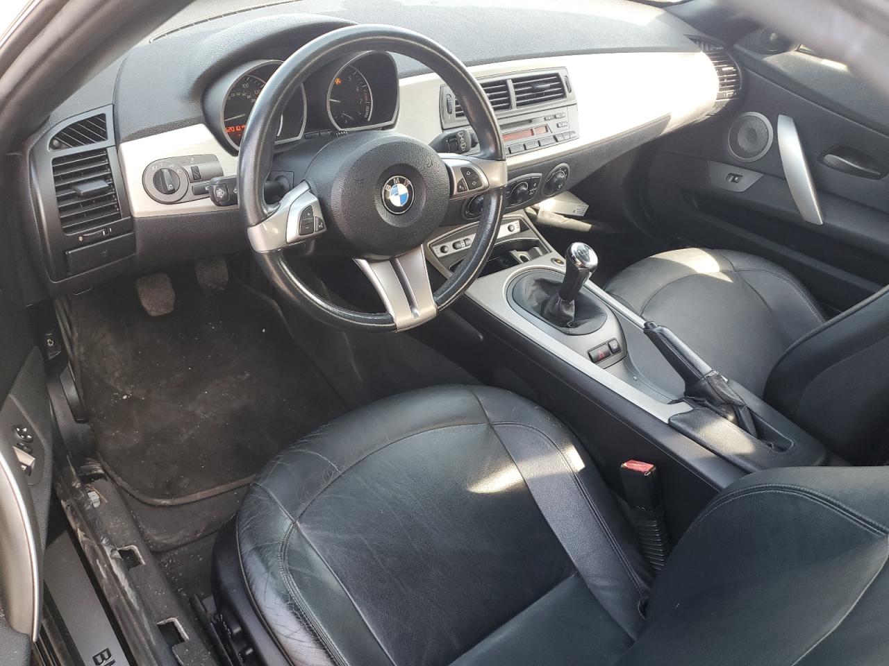 2004 BMW Z4 3.0 VIN: 4USBT53414LT24939 Lot: 56138965