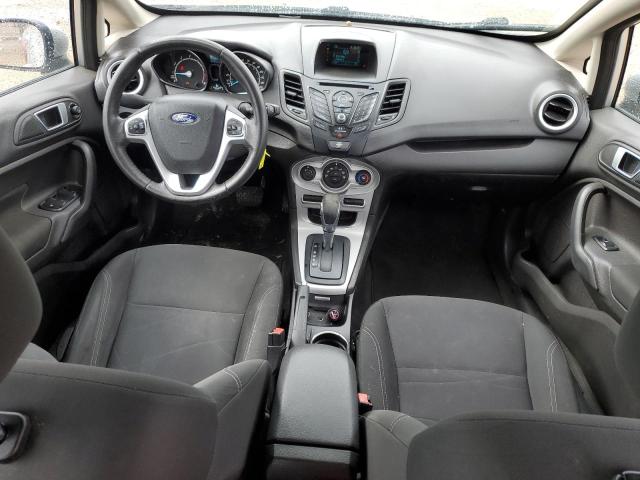 Седани FORD FIESTA 2016 Сріблястий