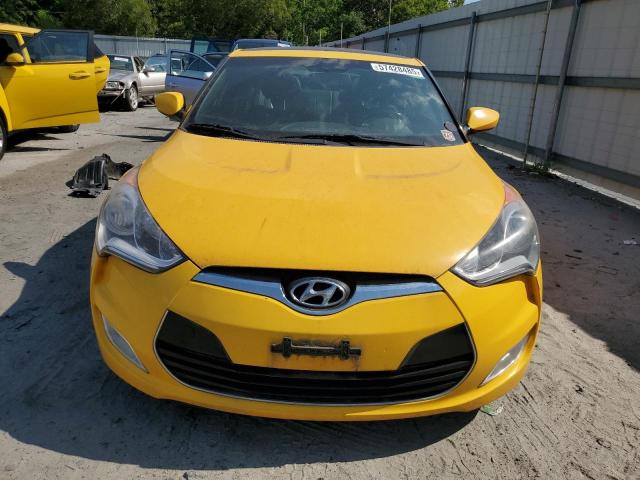  HYUNDAI VELOSTER 2016 Yellow