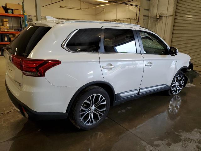  MITSUBISHI OUTLANDER 2017 Білий