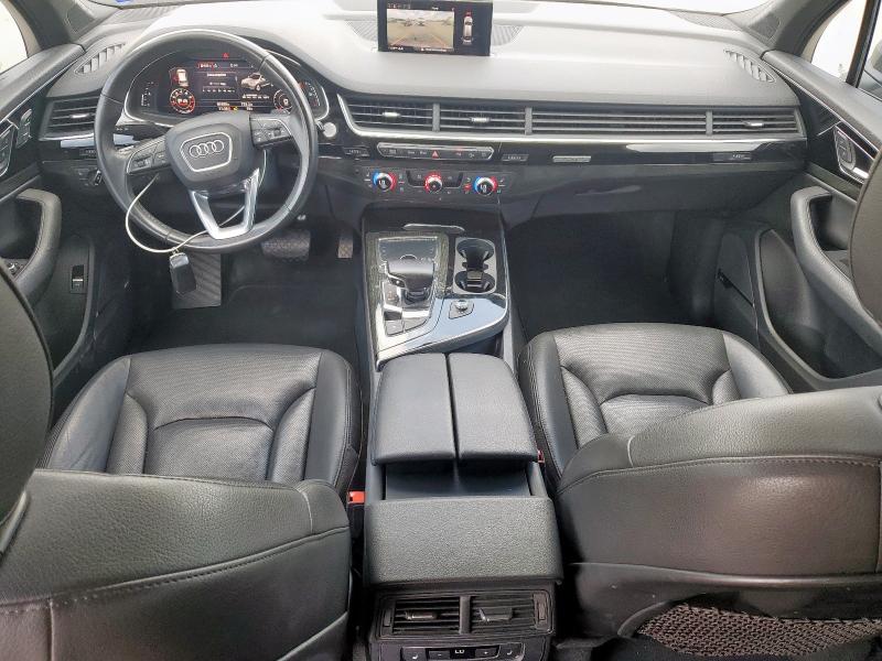  AUDI Q7 2018 Серый