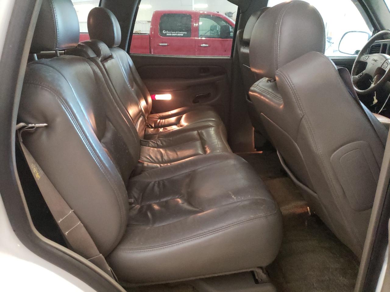 2003 GMC Yukon Denali VIN: 1GKEK63U23J136487 Lot: 57974035