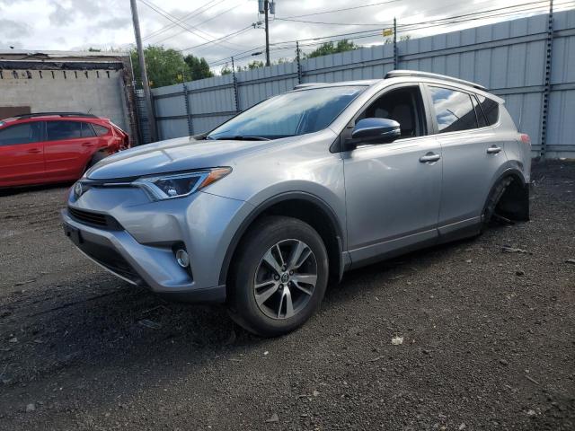  TOYOTA RAV4 2018 Srebrny