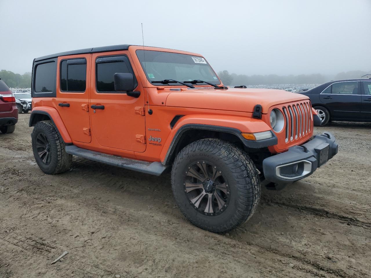 2018 Jeep Wrangler Unlimited Sahara VIN: 1C4HJXEGXJW304417 Lot: 56729485