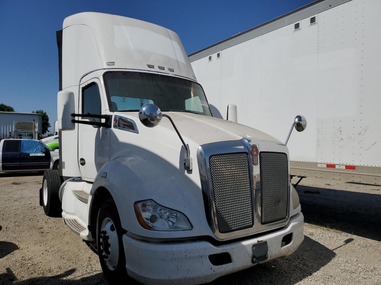 2014 Kenworth Construction T680 for Sale in Colton, CA - Mechanical