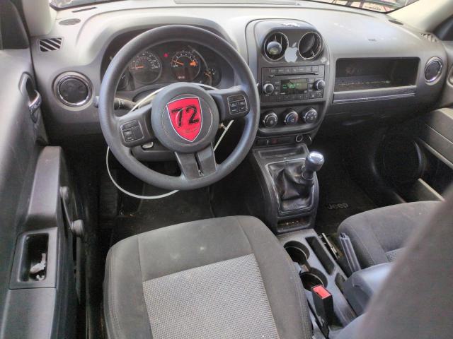  JEEP PATRIOT 2016 Czerwony