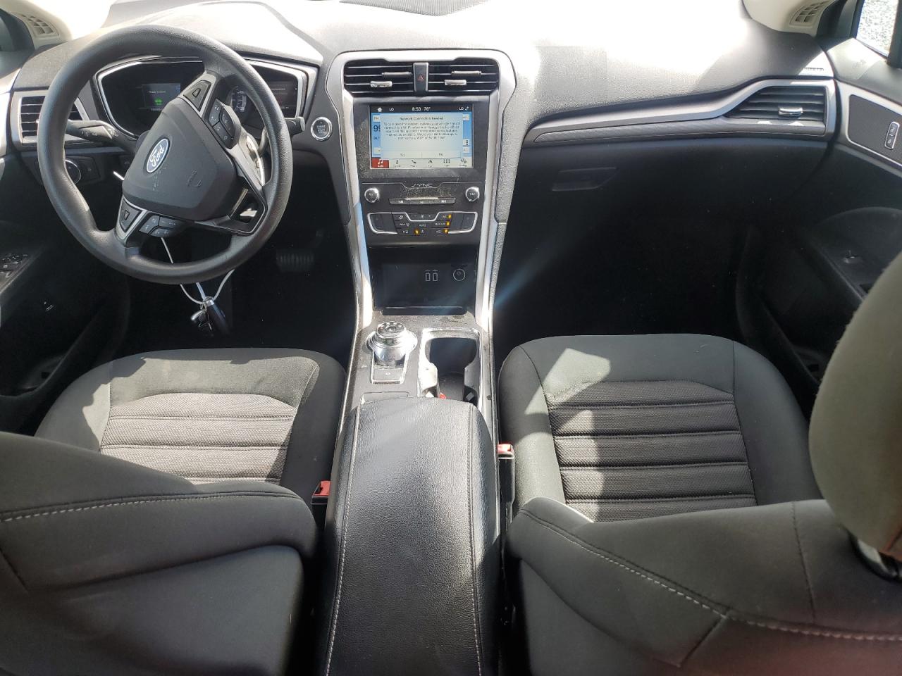 2019 Ford Fusion Se VIN: 3FA6P0LU4KR124785 Lot: 54028625