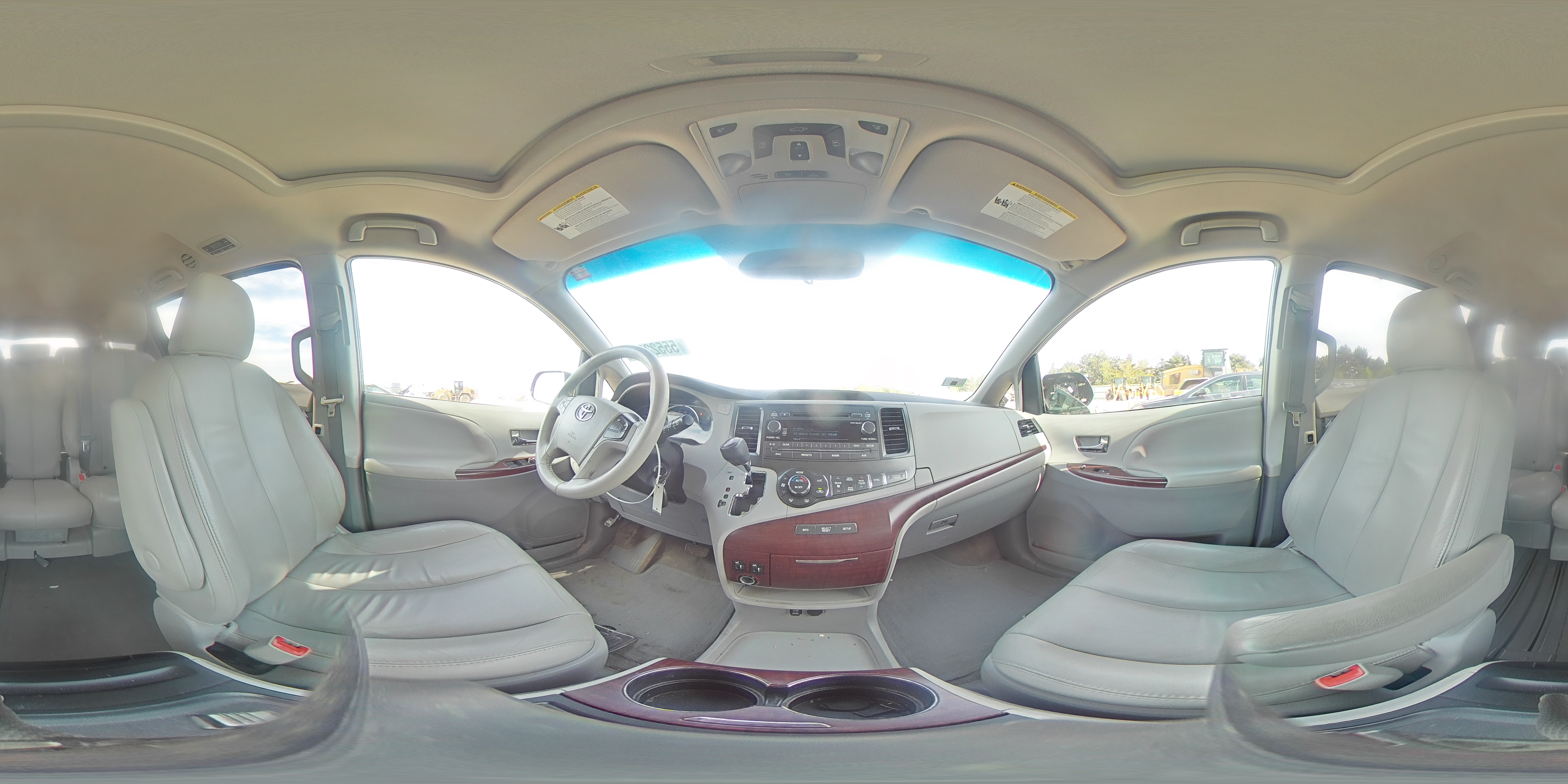 2013 Toyota Sienna Xle VIN: 5TDYK3DC5DS369457 Lot: 55522055