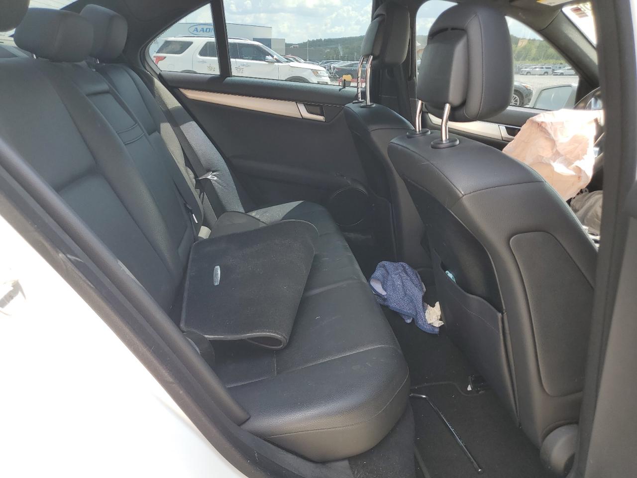 2013 Mercedes-Benz C 300 4Matic VIN: WDDGF8AB3DR265692 Lot: 56594105