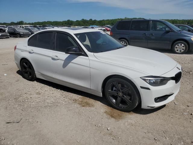  BMW 3 SERIES 2012 Белый