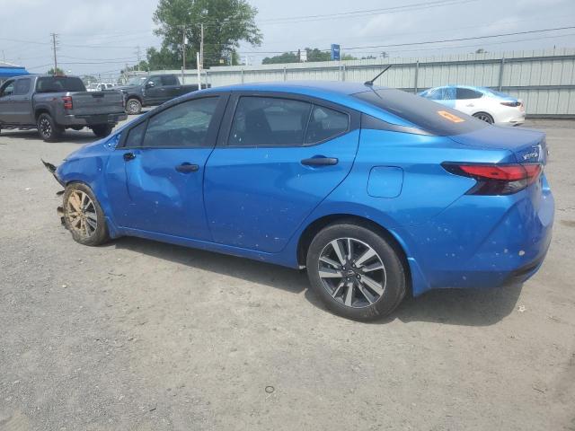  NISSAN VERSA 2024 Синій