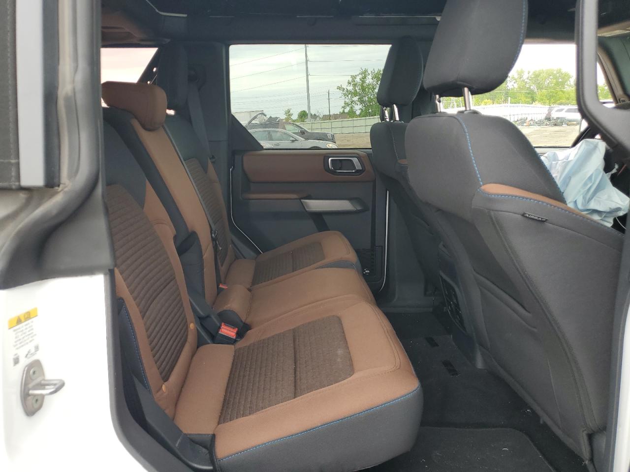 2022 Ford Bronco Base VIN: 1FMDE5DH5NLA94216 Lot: 59173445