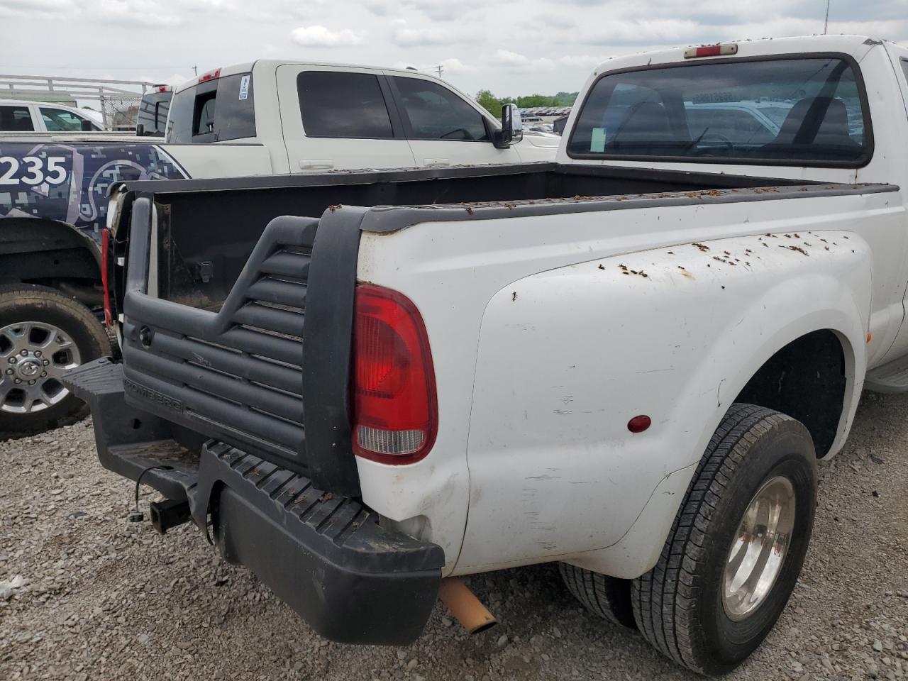 2001 Ford F350 Super Duty VIN: 1FTWF32S91EB74632 Lot: 56951995