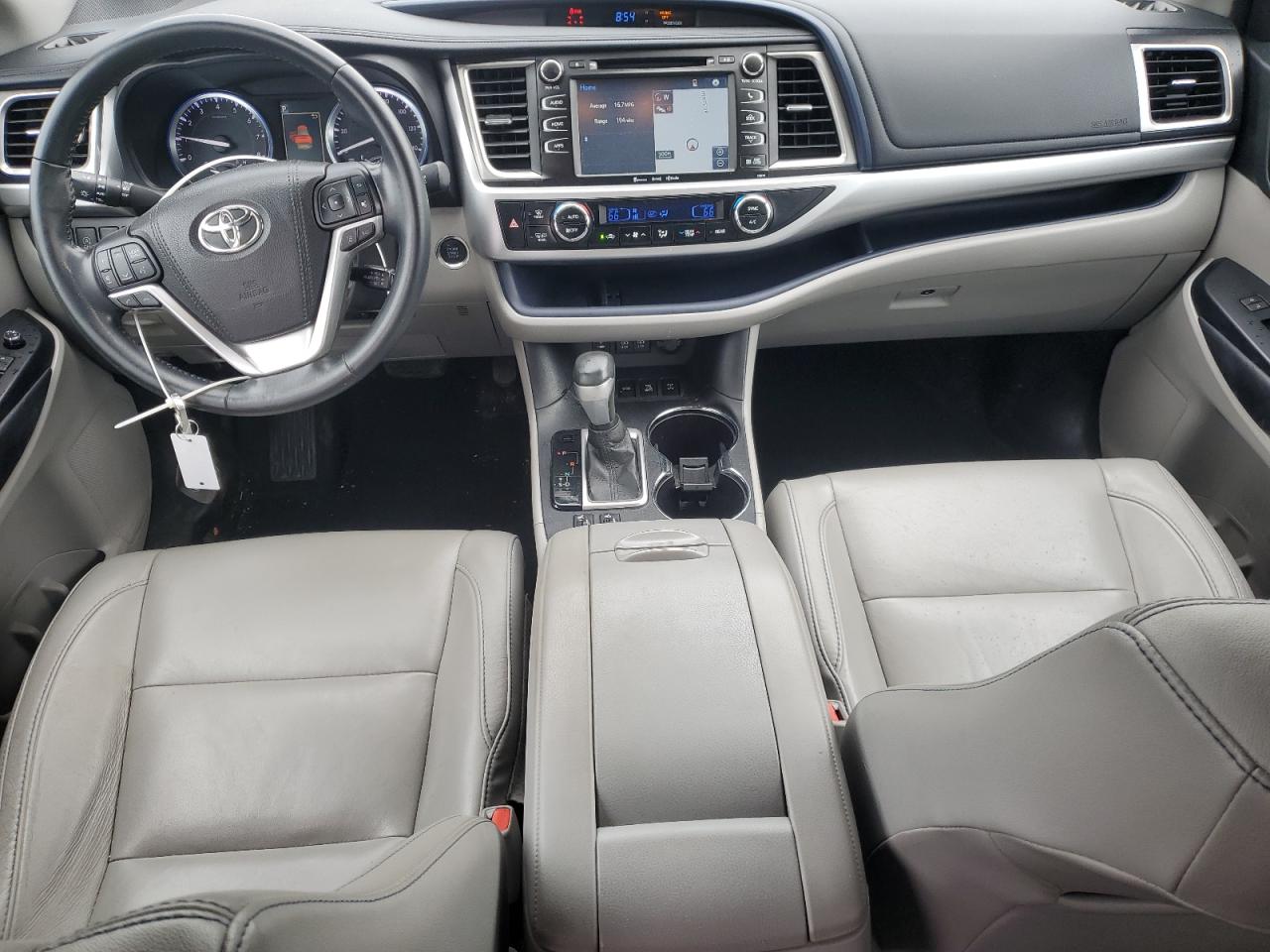2017 Toyota Highlander Se VIN: 5TDJZRFHXHS424838 Lot: 56729855