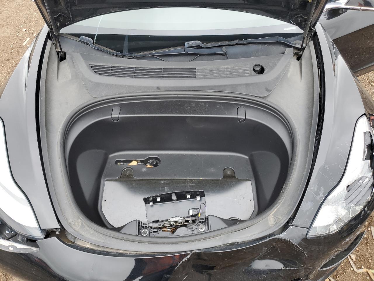 2019 Tesla Model 3 VIN: 5YJ3E1EAXKF306536 Lot: 57051695