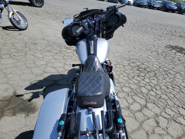 2019 HARLEY-DAVIDSON FLHXS 