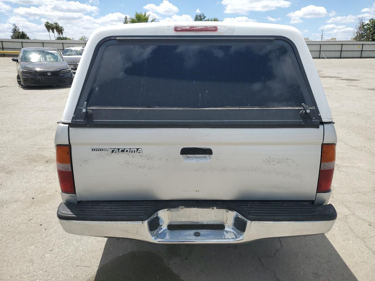 2000 Toyota Tacoma VIN: 5TENL42N1YZ714342 Lot: 56740925