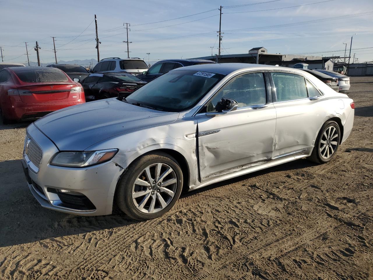 2018 Lincoln Continental for Sale in Los Angeles, CA - Side