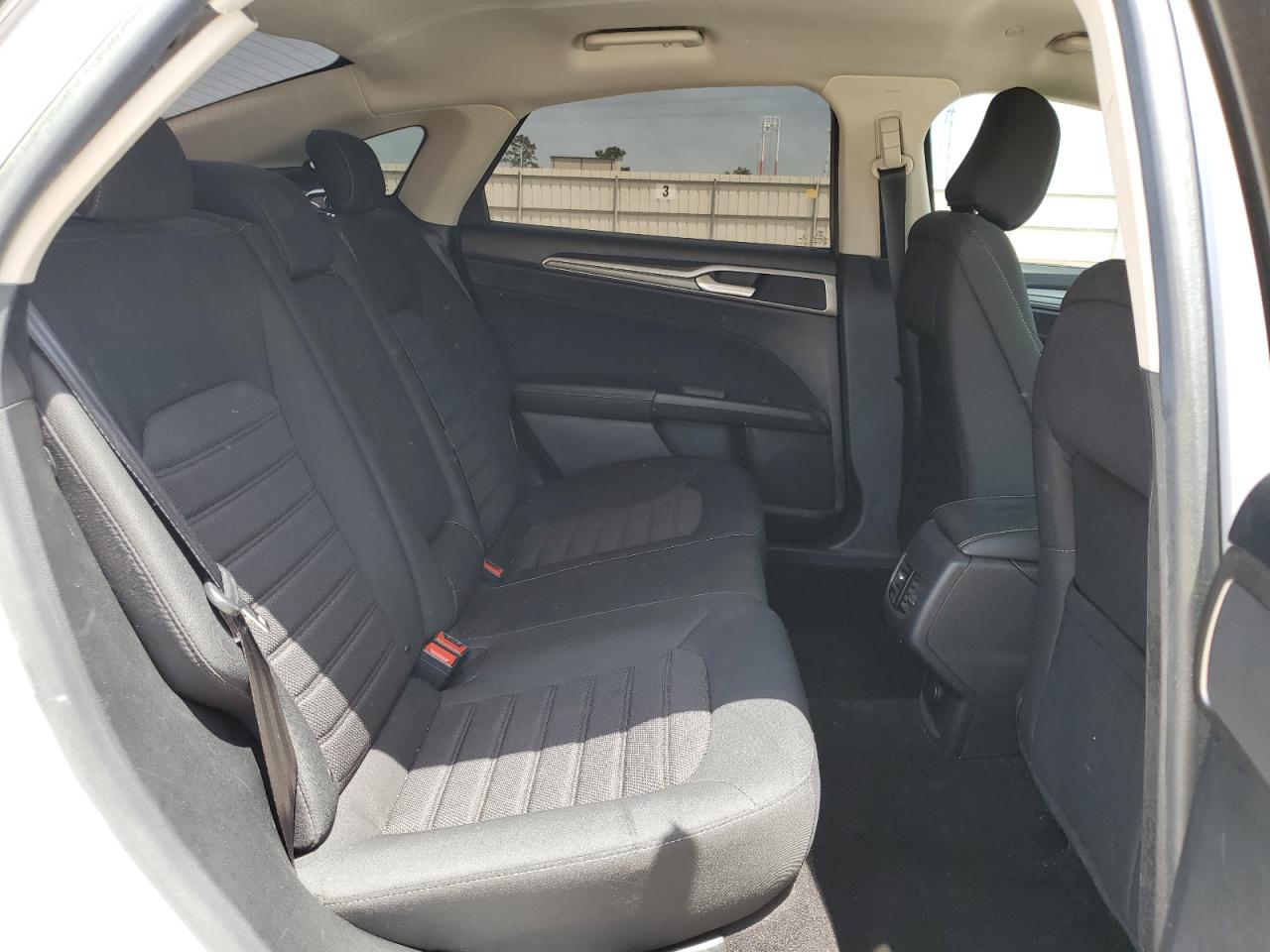 2020 Ford Fusion Se VIN: 3FA6P0LU3LR177074 Lot: 54043775