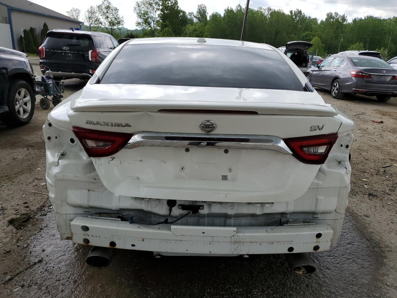 1N4AA6AP5JC368583 NISSAN MAXIMA 2018