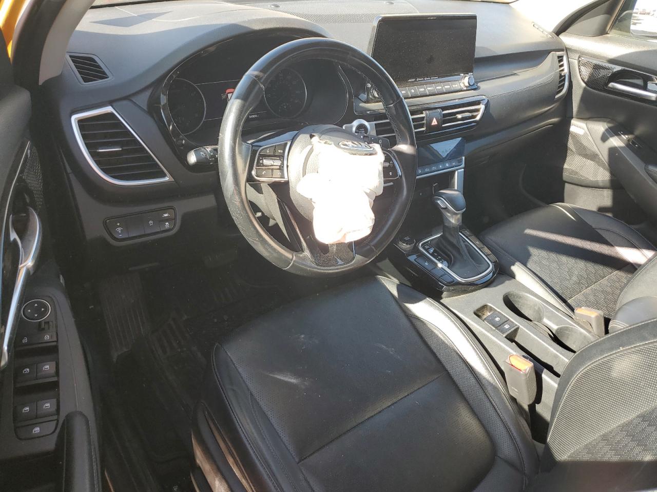 2021 Kia Seltos Sx VIN: KNDETCA22M7054427 Lot: 56819495