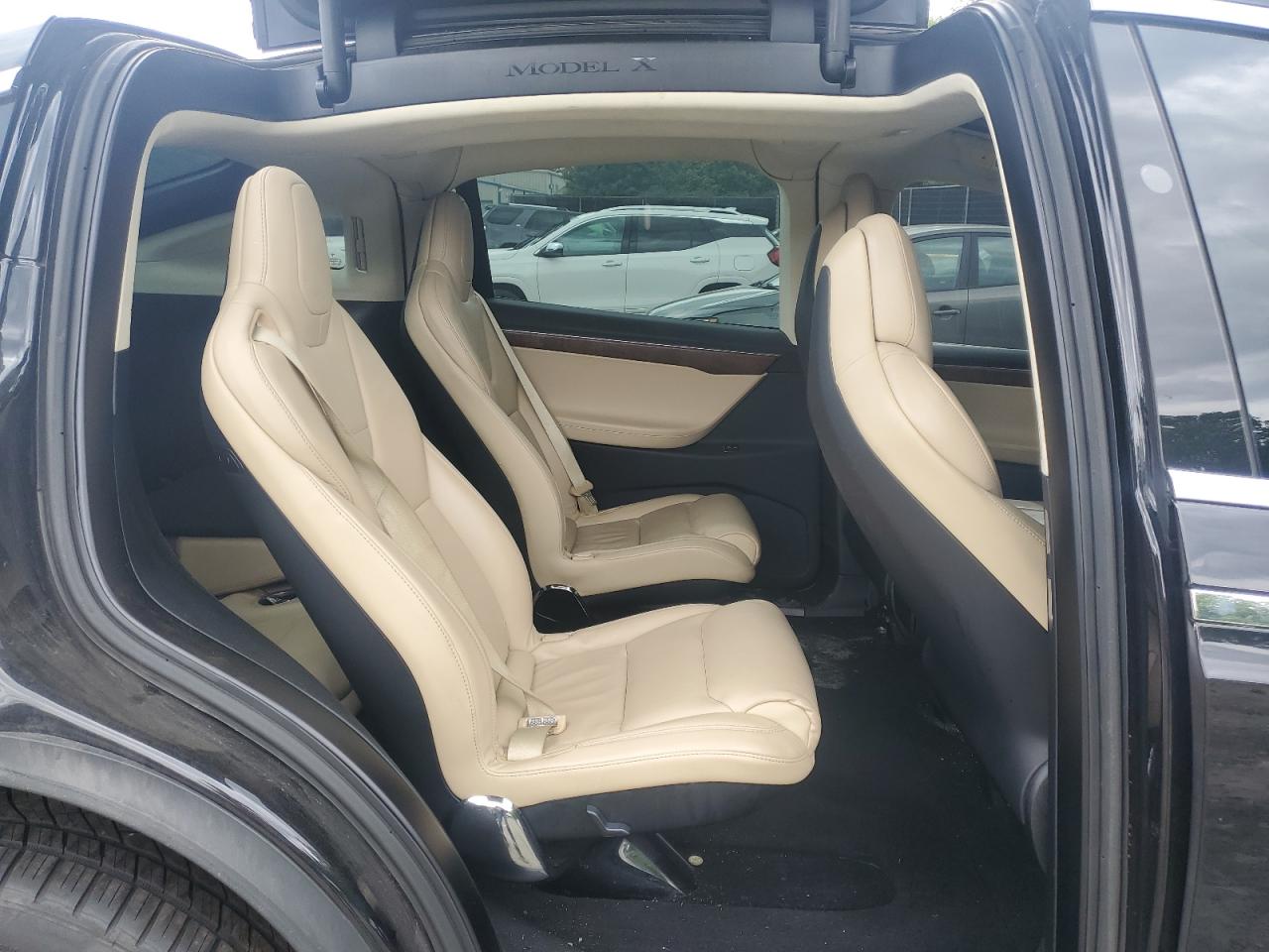 2017 Tesla Model X VIN: 5YJXCBE48HF051739 Lot: 57266475