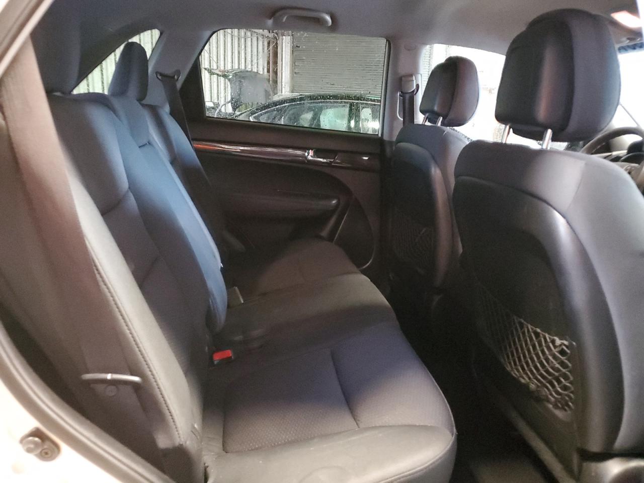 2011 Kia Sorento Base VIN: 5XYKTDA20BG148699 Lot: 56931405