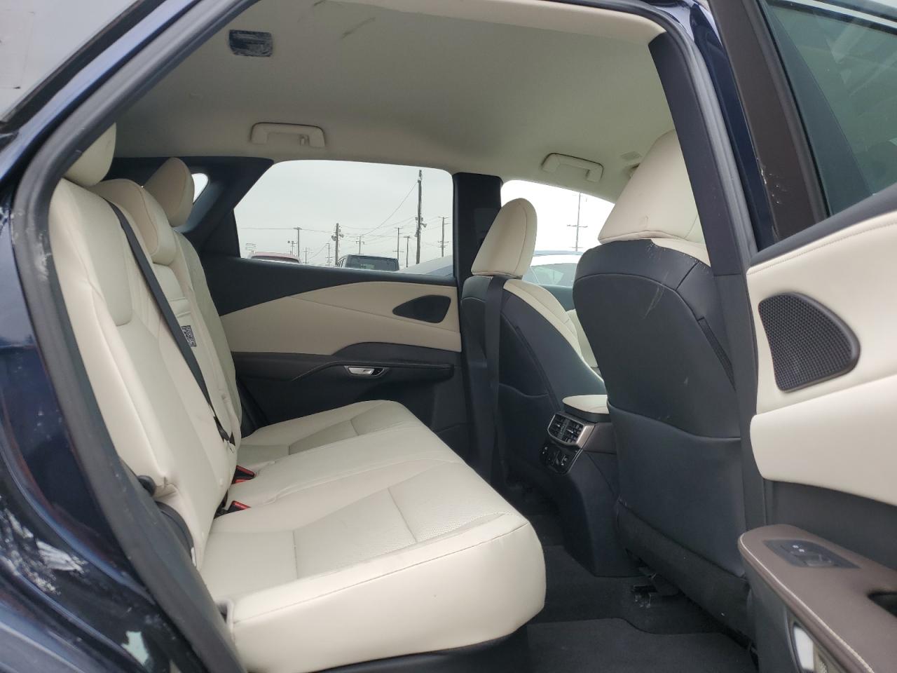 2023 Lexus RX - Image 11