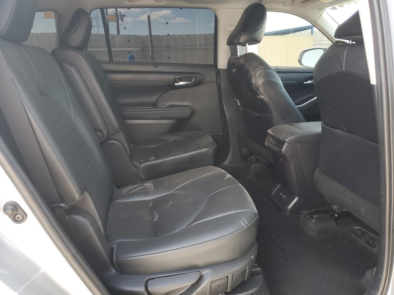 2021 Toyota Highlander Hybrid Xle VIN: 5TDGBRCH5MS530014 Lot: 62666325